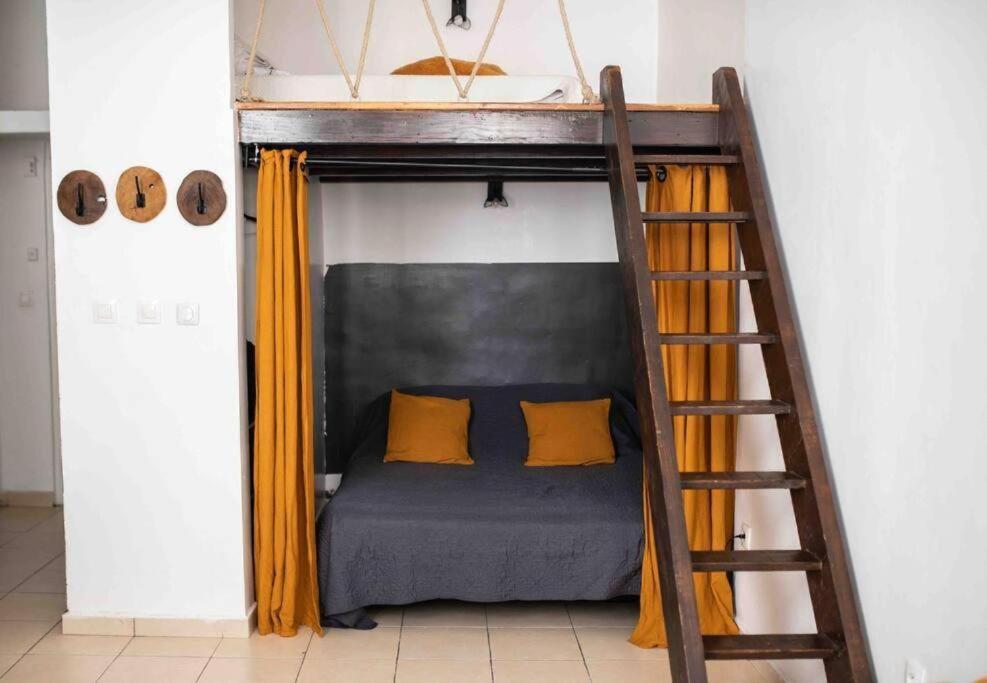 Appartement Tout Equipe Au Coeur Du Vieux Port Marseilles Exterior foto