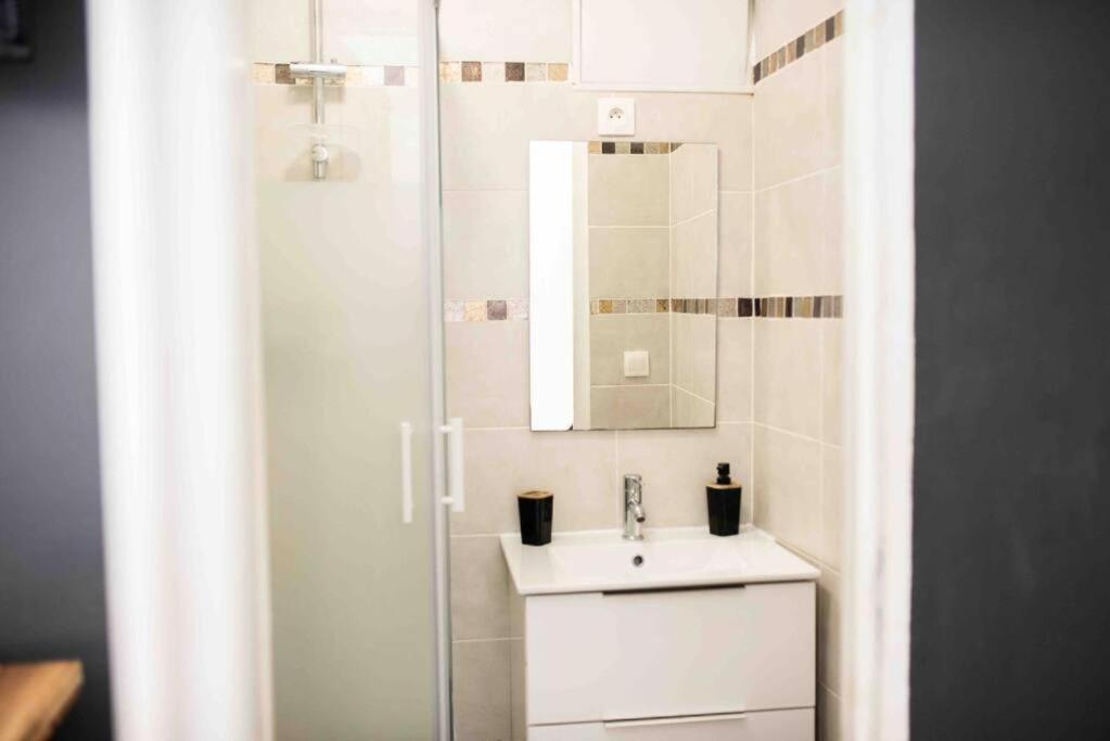 Appartement Tout Equipe Au Coeur Du Vieux Port Marseilles Exterior foto
